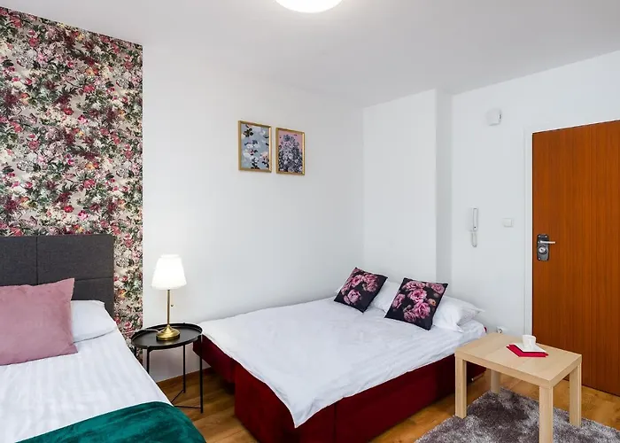 Sleepway Apartments - English Dream